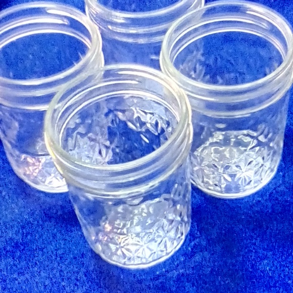 4 Vintage Quilted Crystal Bottom Embossed - Picture 2 of 3